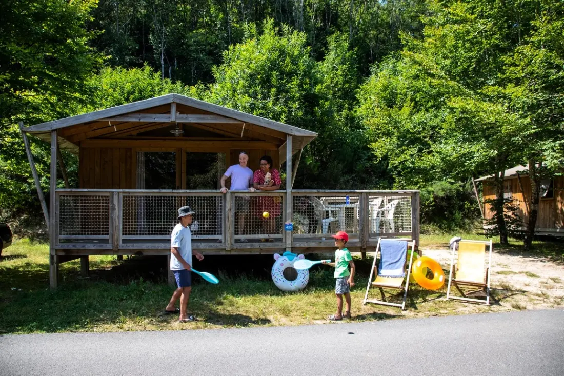 Flower Camping La Plage 3 étoiles★★★