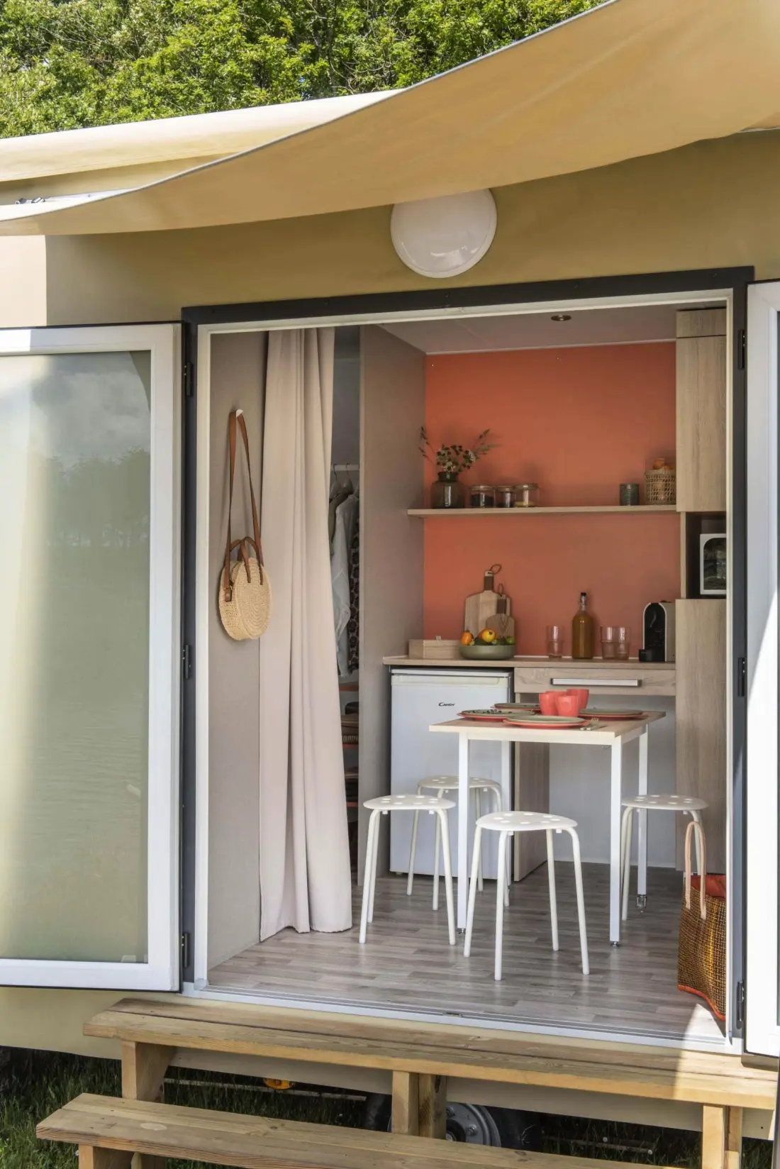 MIĘDZYNARODOWY GLAMPING LAGO DI BRACCIANO 3 Gwiazdy★★★
