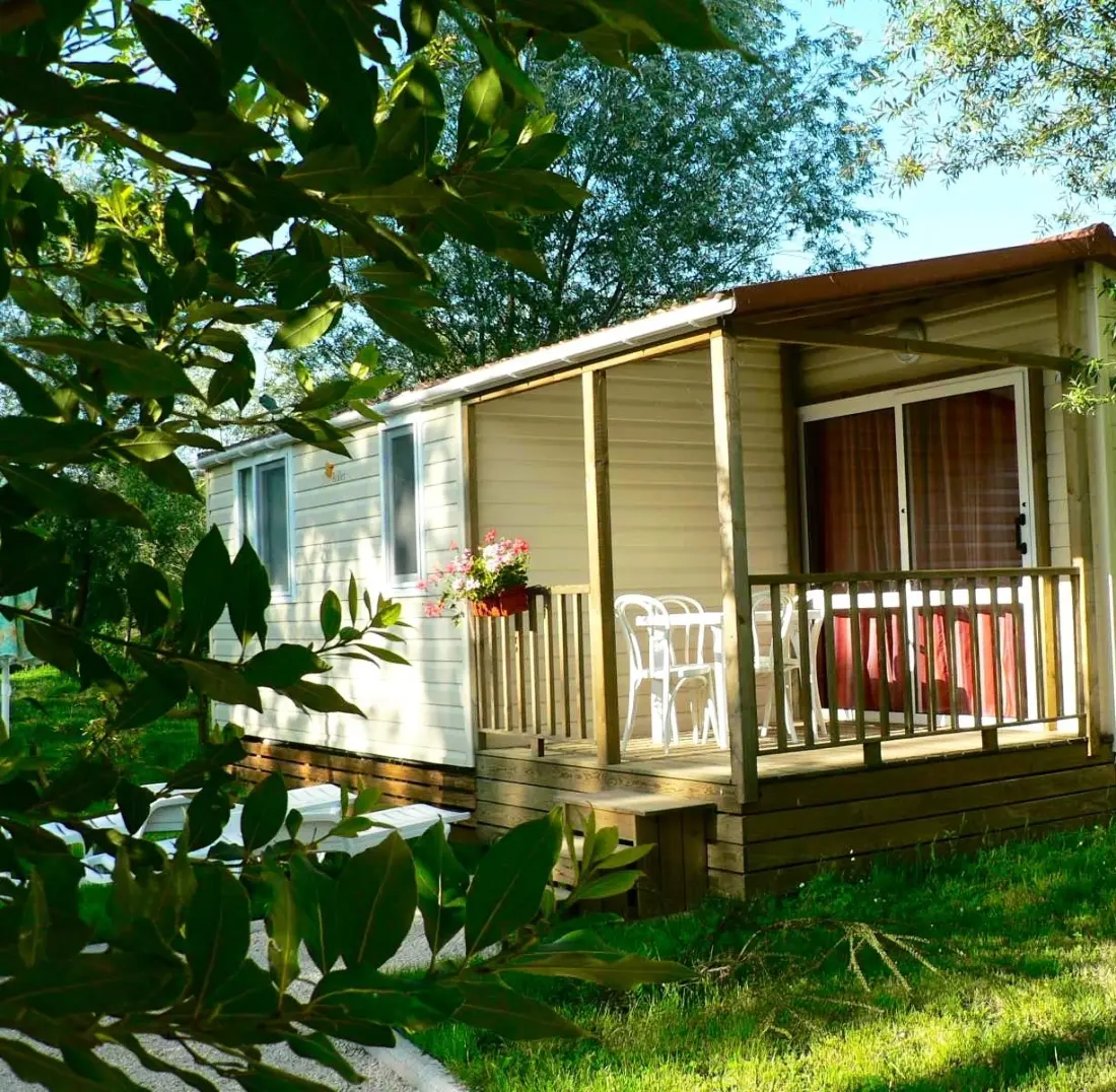 MIĘDZYNARODOWY GLAMPING LAGO DI BRACCIANO 3 Gwiazdy★★★