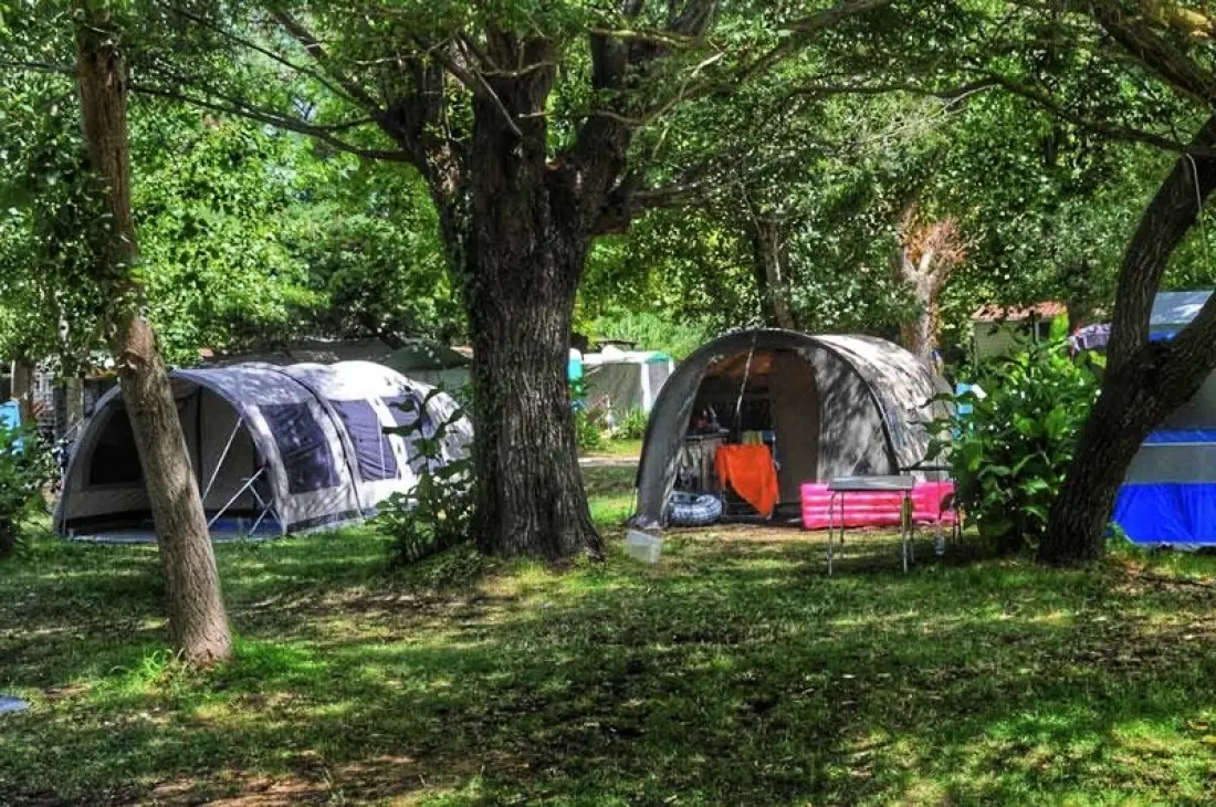 MIĘDZYNARODOWY GLAMPING LAGO DI BRACCIANO 3 Gwiazdy★★★