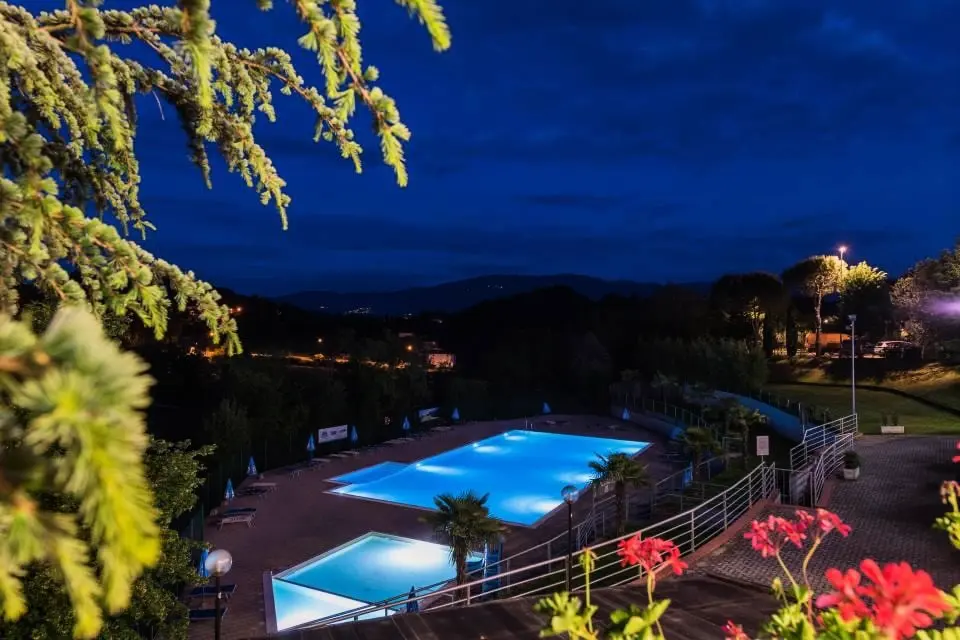 Camping Village Il Poggetto 3 Csillagok★★★