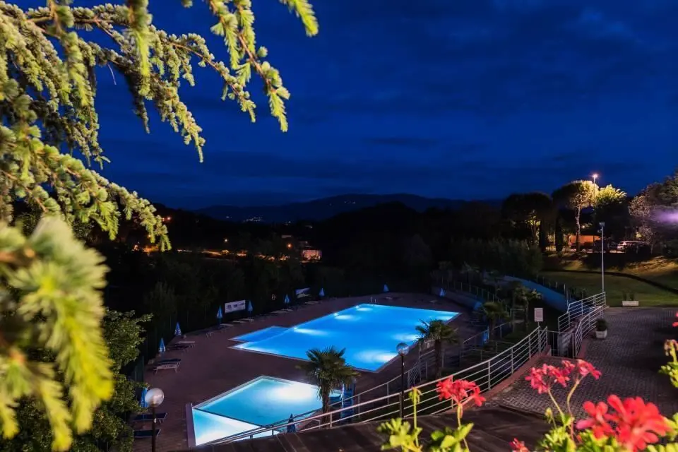 Camping Village Il Poggetto 3 Csillagok★★★