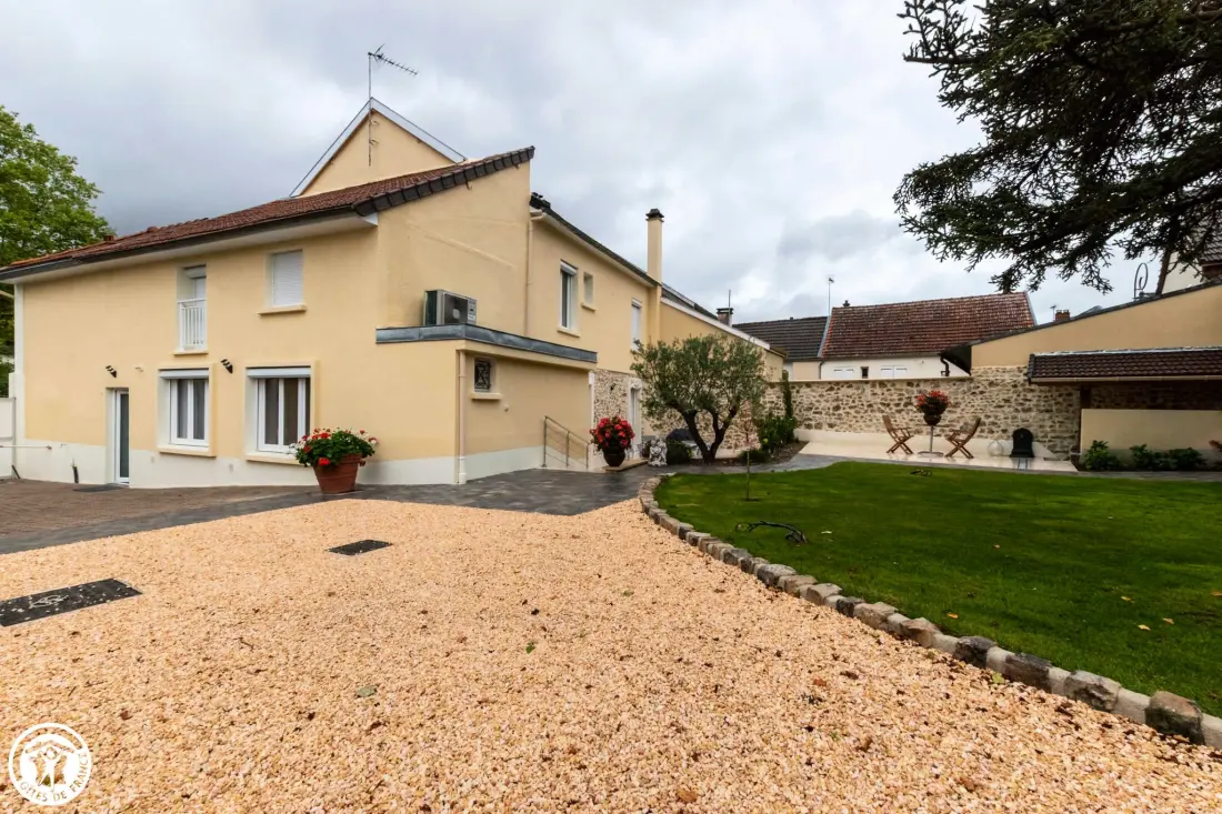 Gîte de France Das Gold der Brunnen 13 pers 5 Ohren