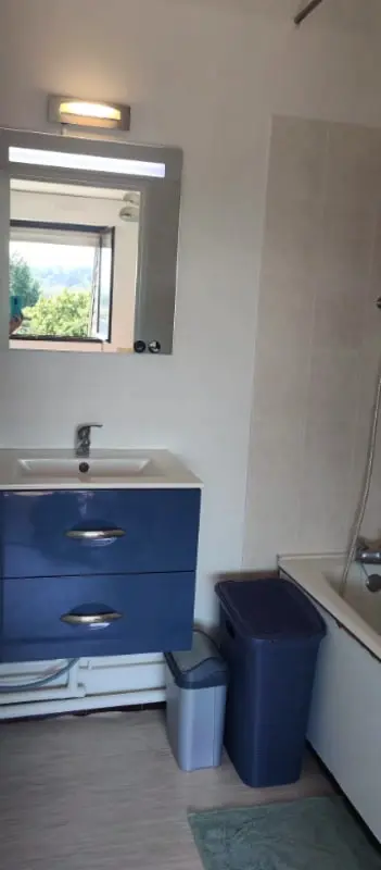 Gyönyörű apartman úszó medence város központjával