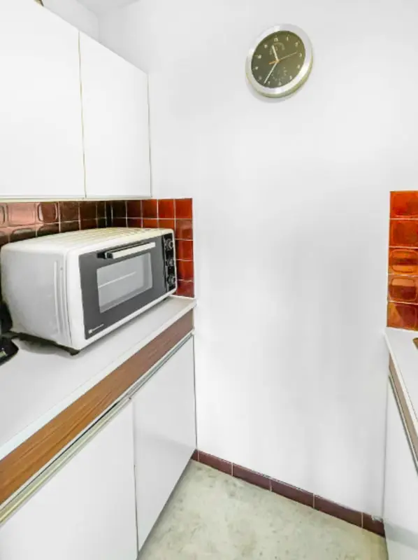 Gyönyörű apartman úszó medence város központjával