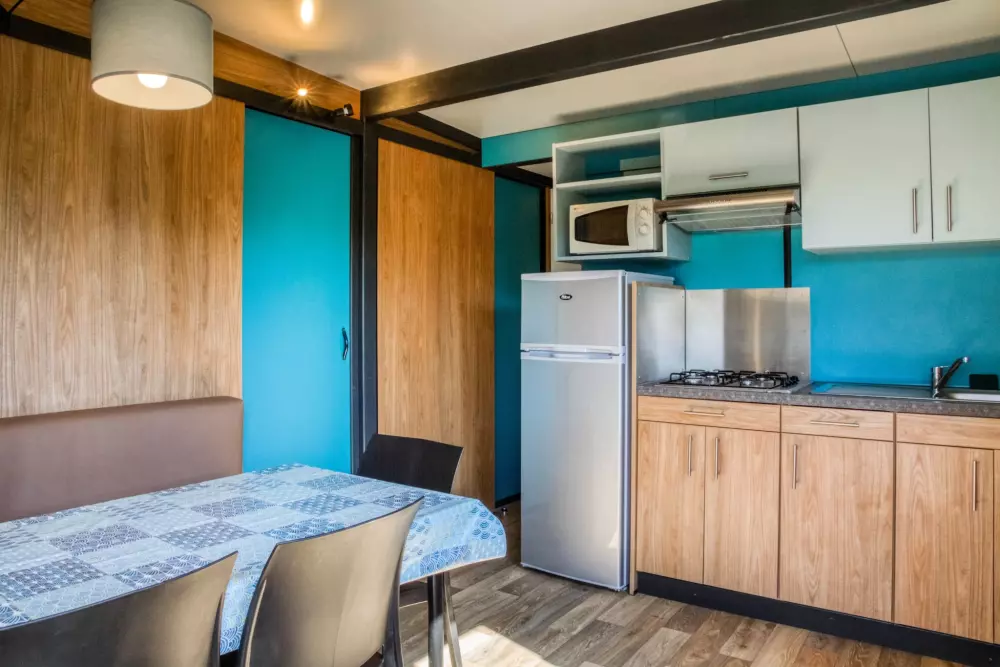 Kwiat Kempingi Les Rives de l 'Aygues 3 Gwiazdy★★★ 3 Gwiazdy★★★ 3 Gwiazdy★★★