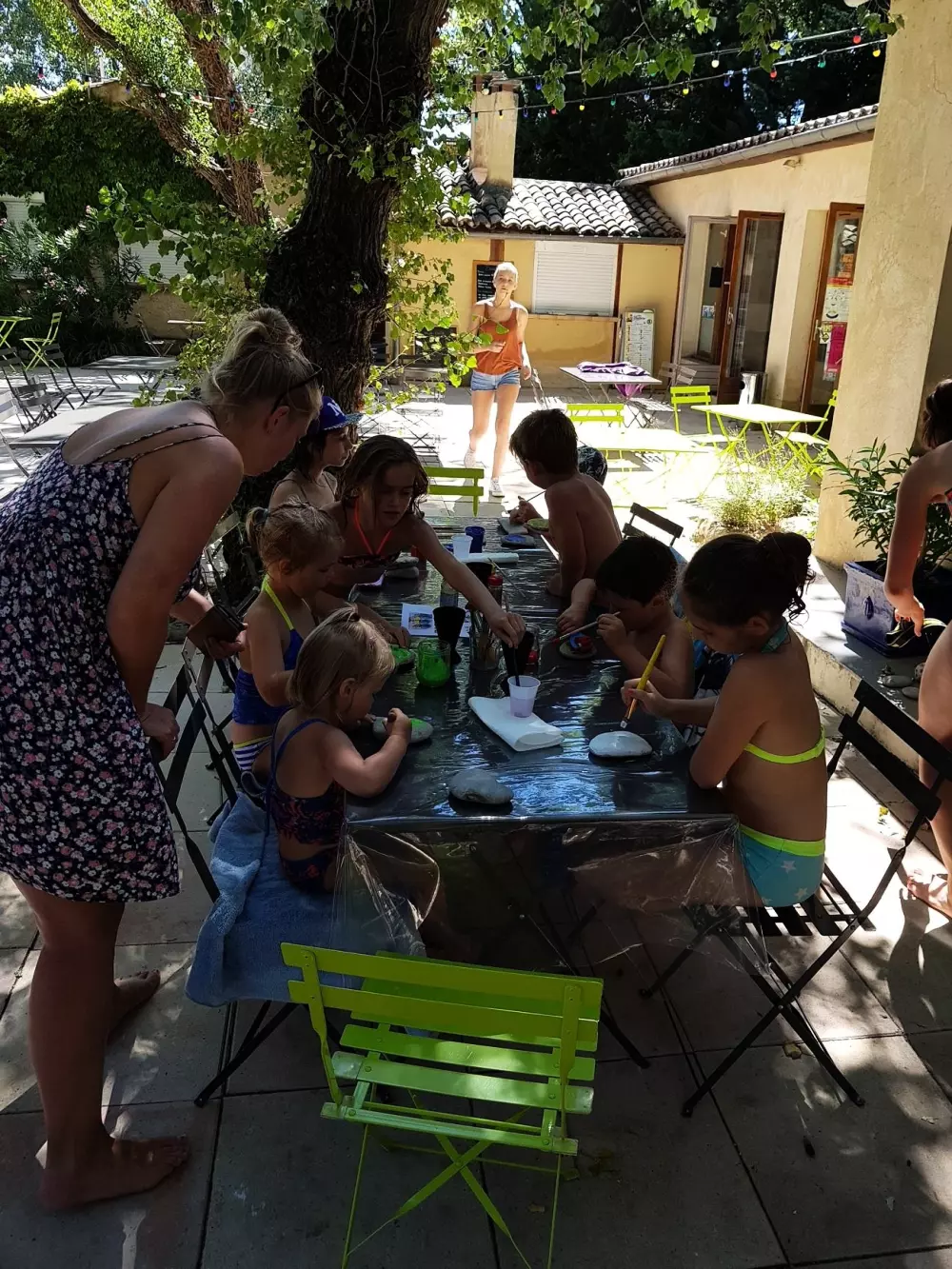 Kwiat Kempingi Les Rives de l 'Aygues 3 Gwiazdy★★★ 3 Gwiazdy★★★ 3 Gwiazdy★★★