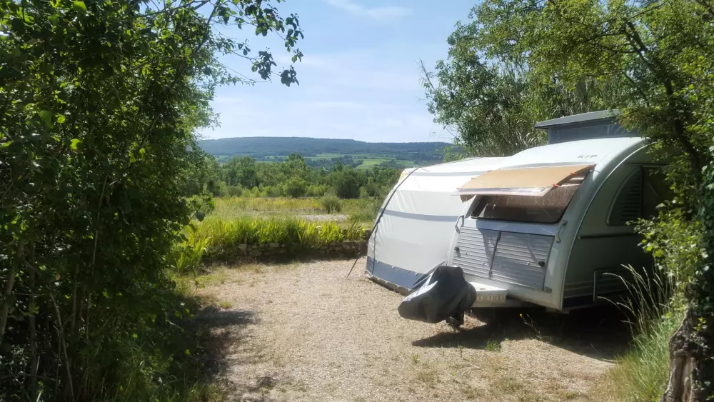 Kwiat Kempingi Les Rives de l 'Aygues 3 Gwiazdy★★★ 3 Gwiazdy★★★ 3 Gwiazdy★★★