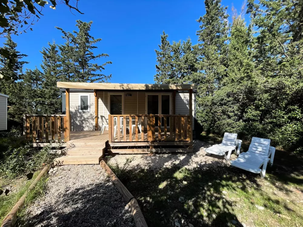 Kwiat Kempingi Les Rives de l 'Aygues 3 Gwiazdy★★★ 3 Gwiazdy★★★ 3 Gwiazdy★★★