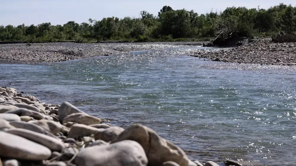 Kwiat Kempingi Les Rives de l 'Aygues 3 Gwiazdy★★★ 3 Gwiazdy★★★ 3 Gwiazdy★★★