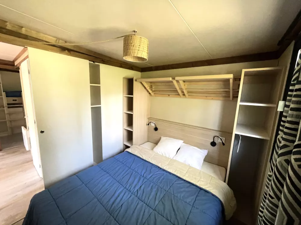 Kwiat Kempingi Les Rives de l 'Aygues 3 Gwiazdy★★★ 3 Gwiazdy★★★ 3 Gwiazdy★★★