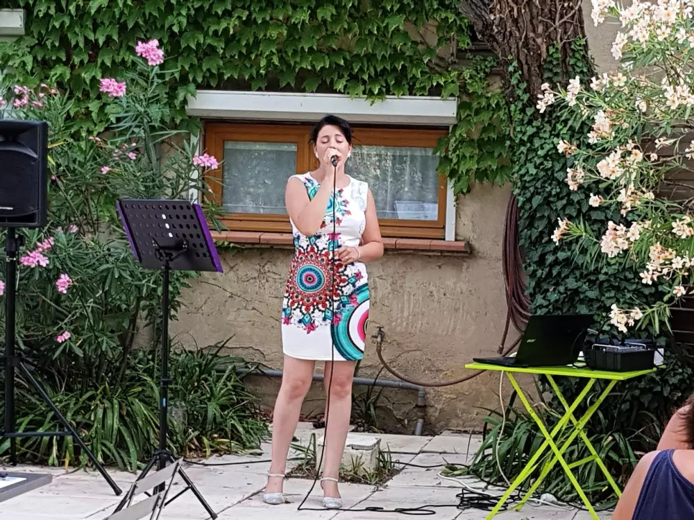 Kwiat Kempingi Les Rives de l 'Aygues 3 Gwiazdy★★★ 3 Gwiazdy★★★ 3 Gwiazdy★★★