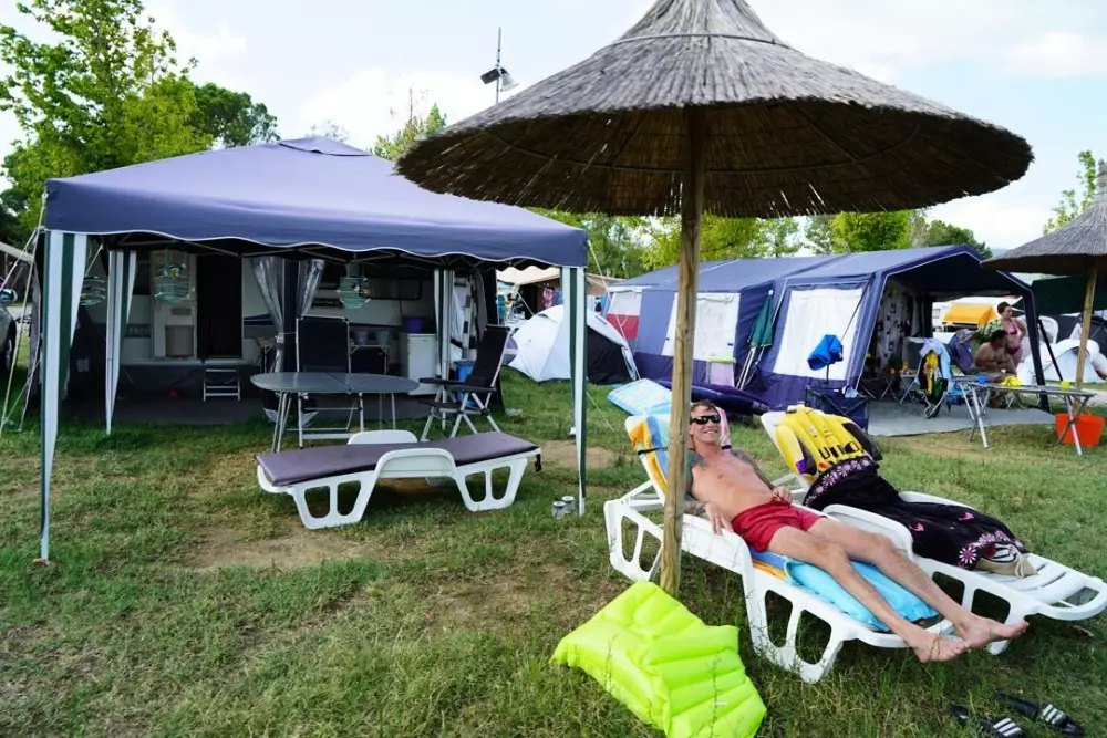 Camping Village Punta Navaccia .