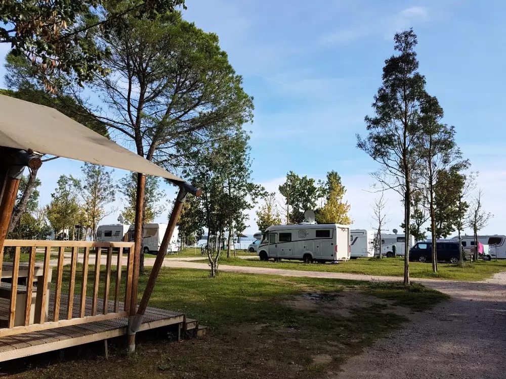 Camping Village Punta Navaccia .