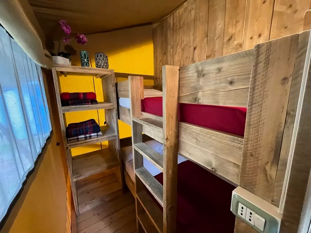 Camping Village Punta Navaccia .