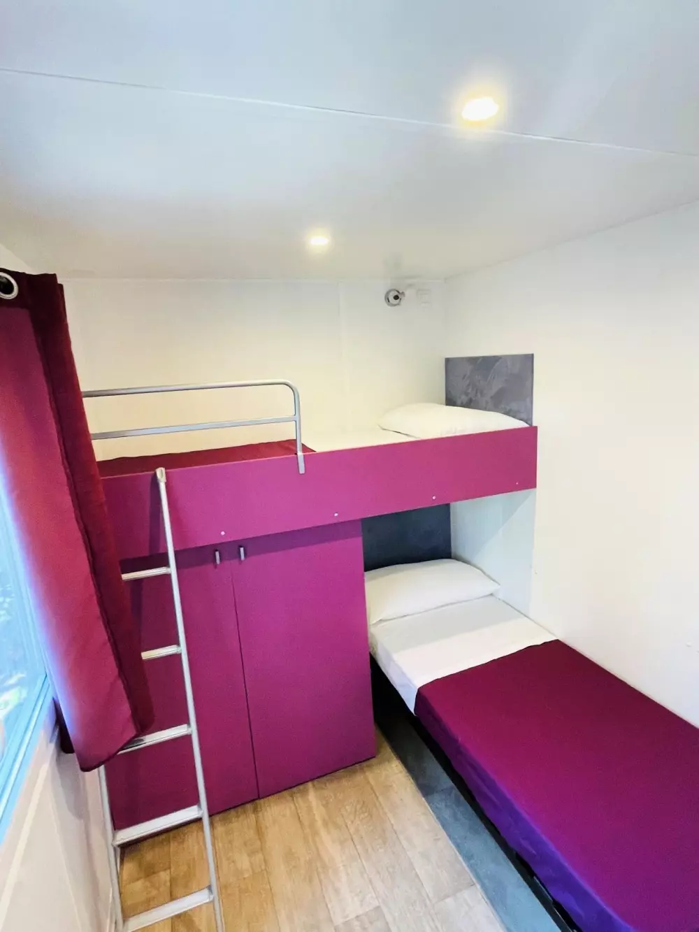 Camping Village Punta Navaccia .