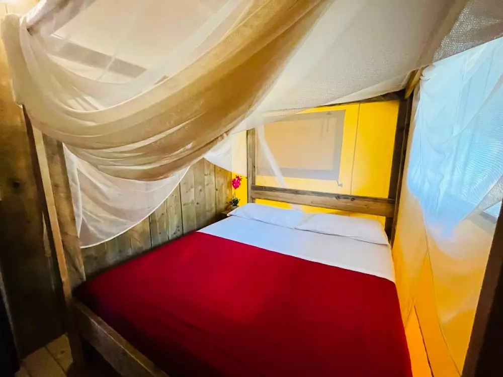 Camping Village Punta Navaccia .