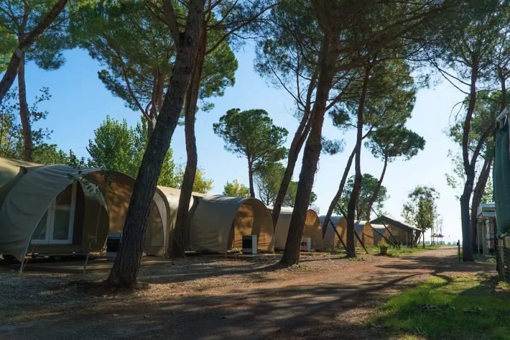Camping Village Punta Navaccia .