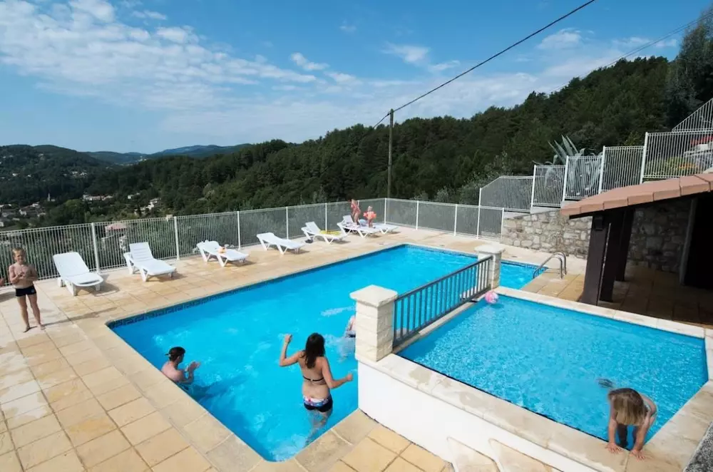 Kemping Ushuaïa Villages les Pins d'Ucel 4 Gwiazdy★★★★