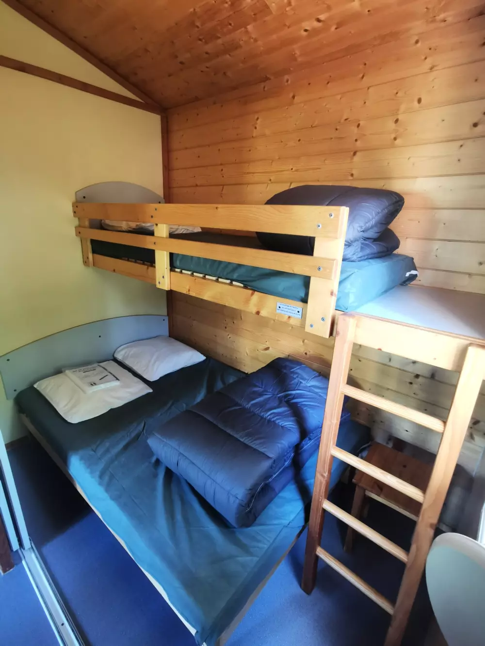 Kemping Ushuaïa Villages les Pins d'Ucel 4 Gwiazdy★★★★