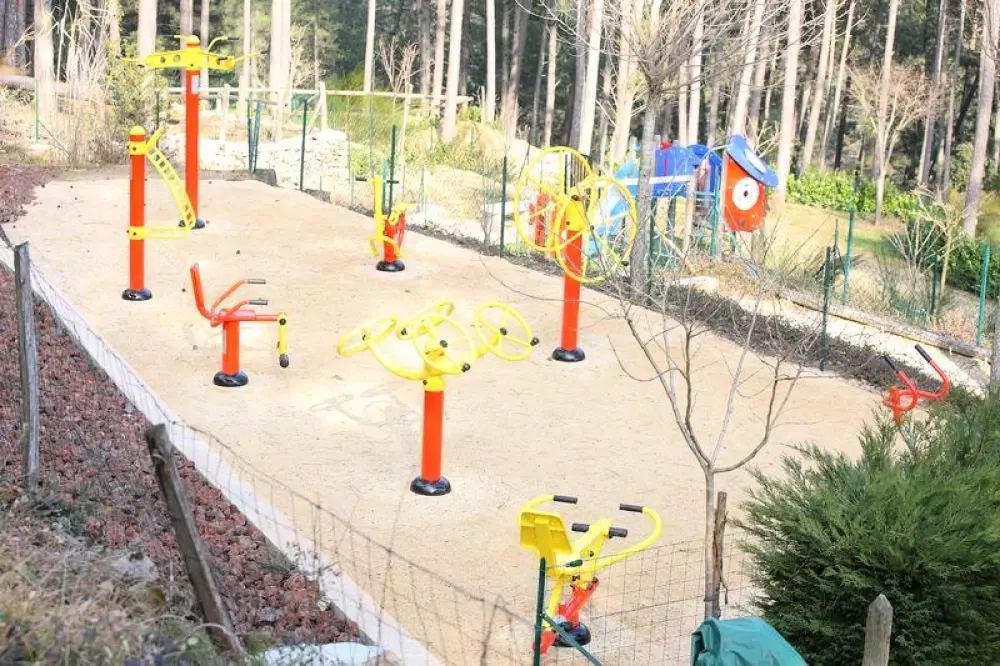 Kemping Ushuaïa Villages les Pins d'Ucel 4 Gwiazdy★★★★