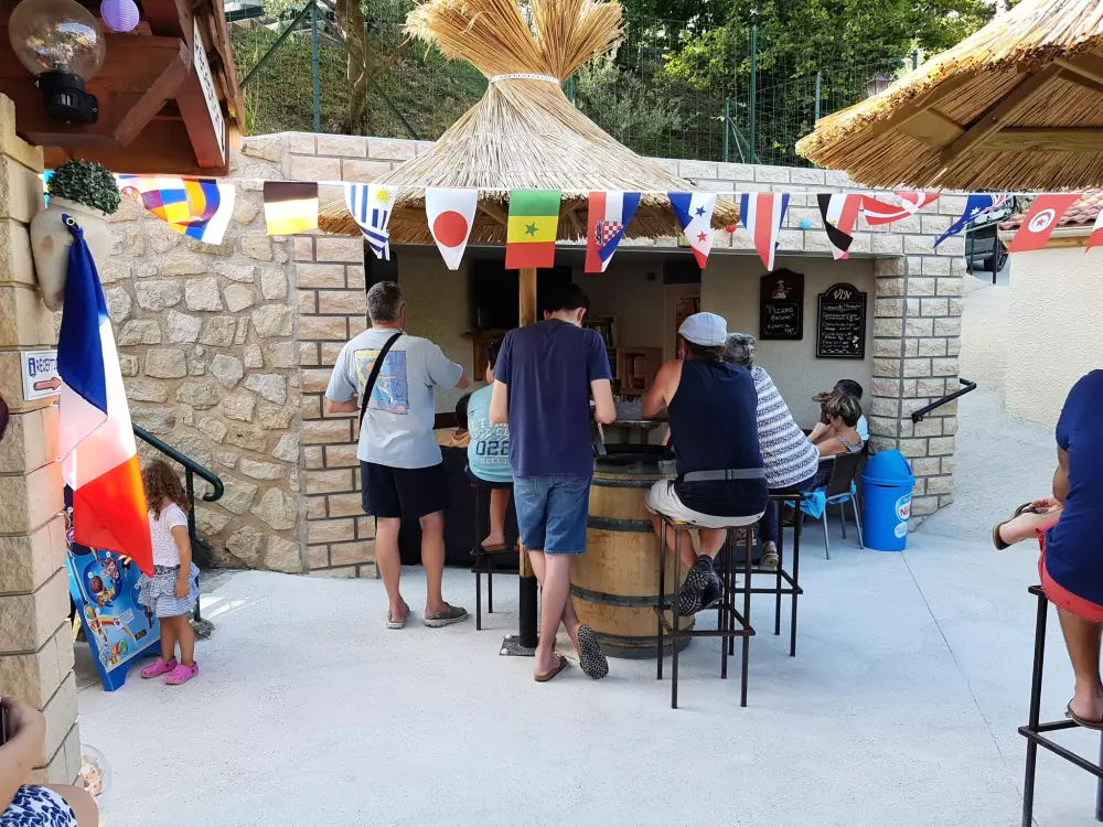 Kemping Ushuaïa Villages les Pins d'Ucel 4 Gwiazdy★★★★