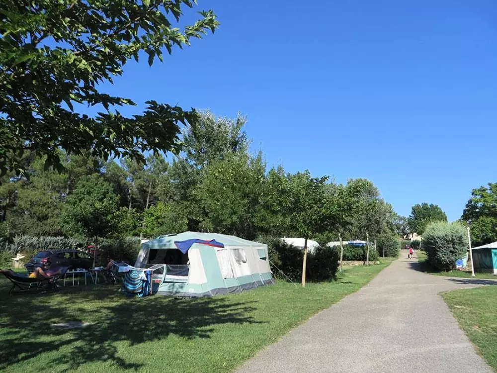 Camping La Rouvière Les Pins 3 Sterren★★★