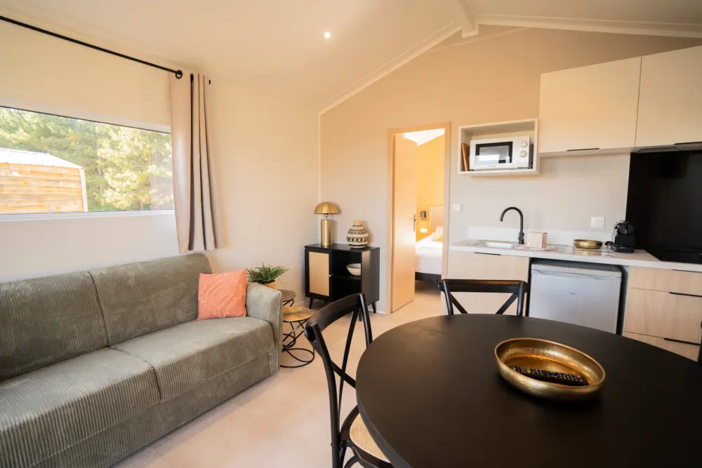 Damona Lodges #