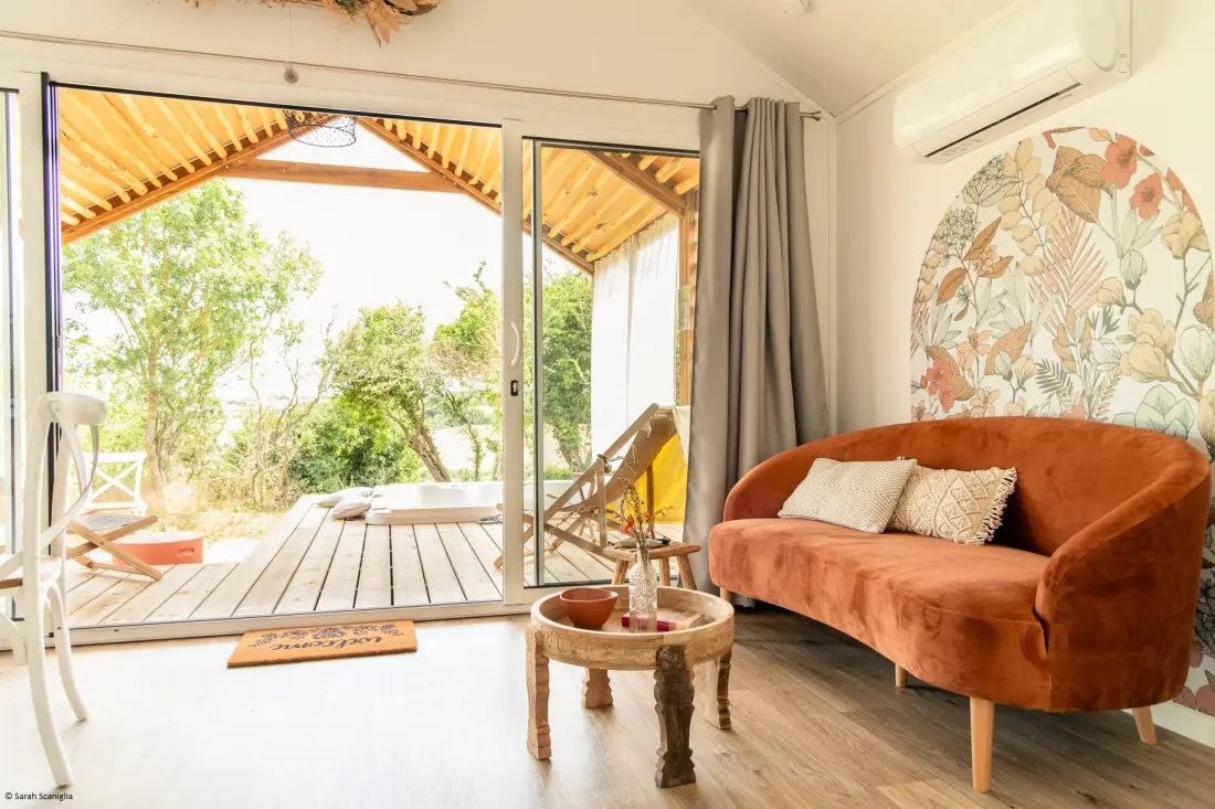 Damona Lodges #