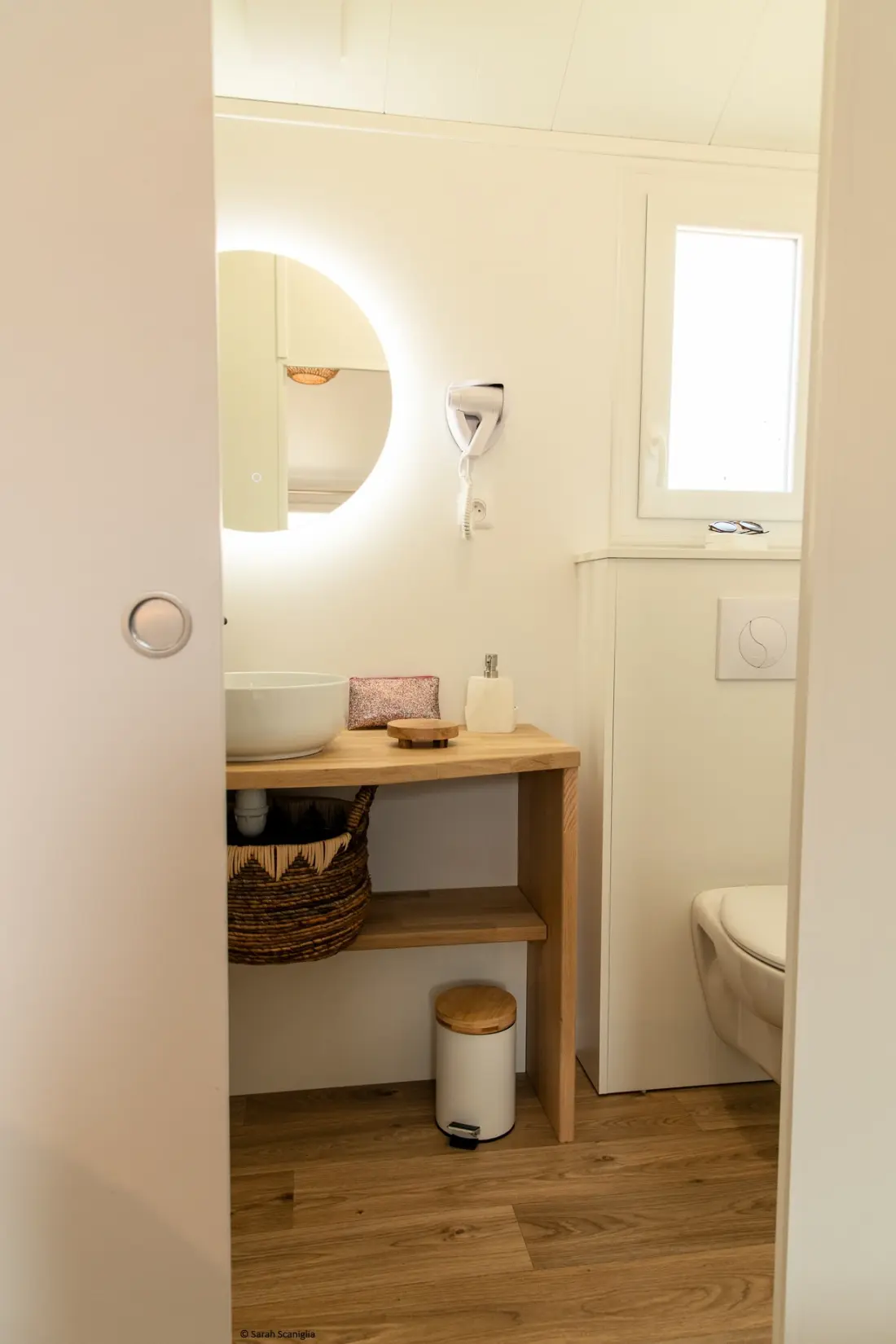 Damona Lodges #