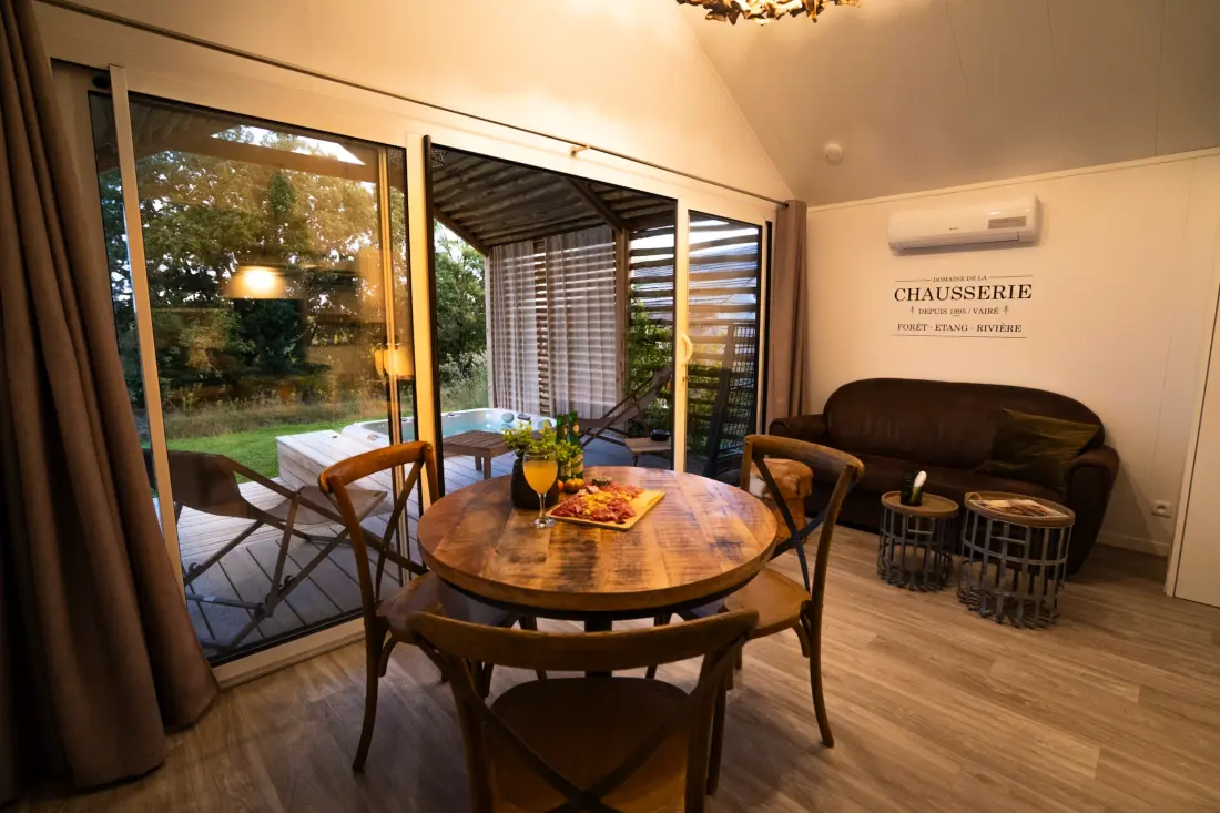 Damona Lodges #