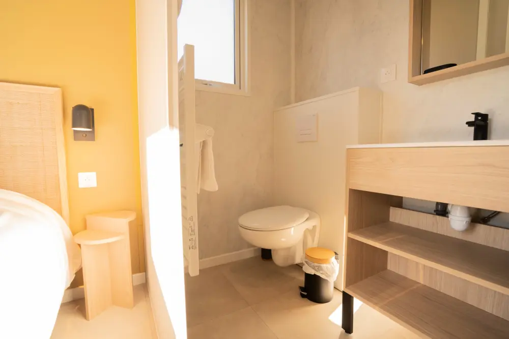 Damona Lodges #