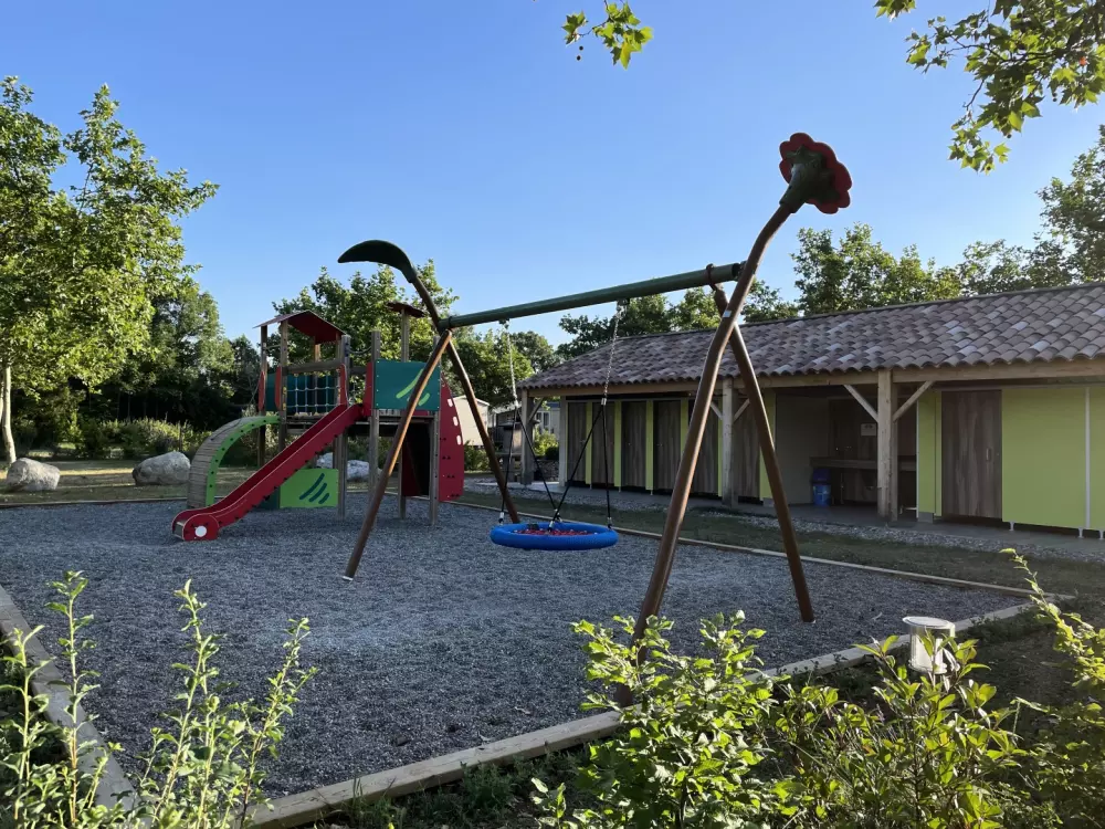 Camping Ushuaïa Villages Les Myotis 3 Csillagok★★★