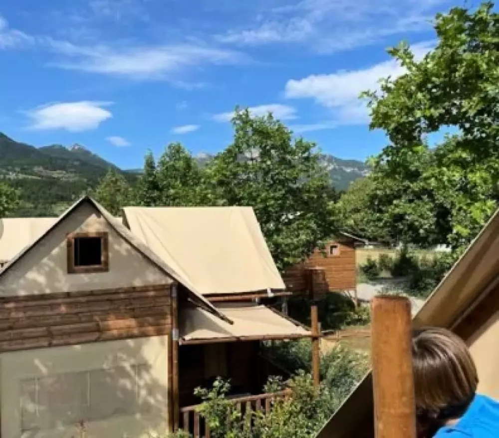 Camping Ushuaïa Villages Les Myotis 3 Csillagok★★★