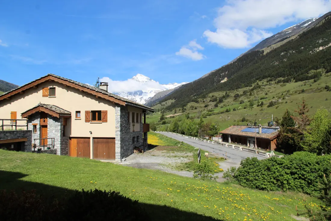 Saint Sebastian Residence