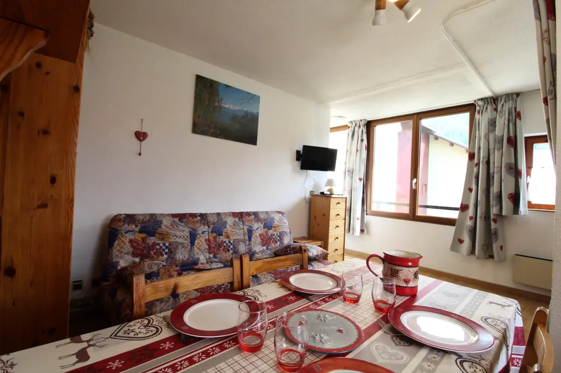 Triade Residence