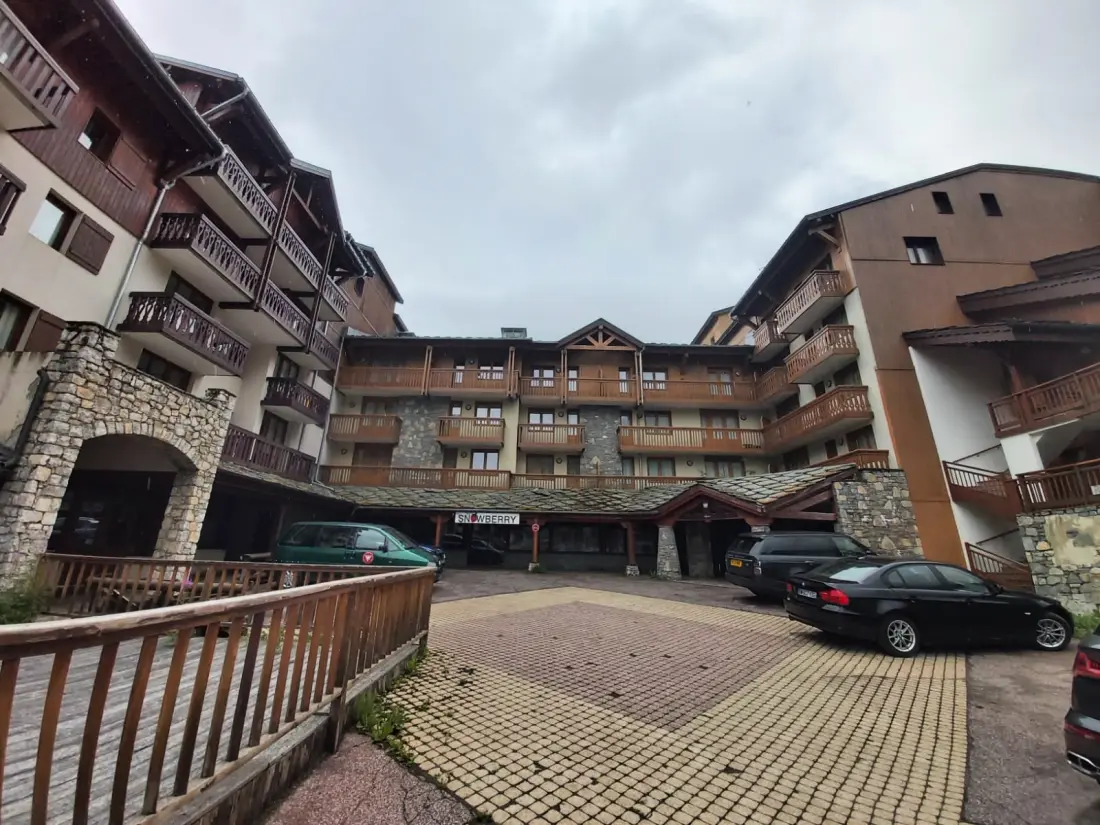 Aquila Residence