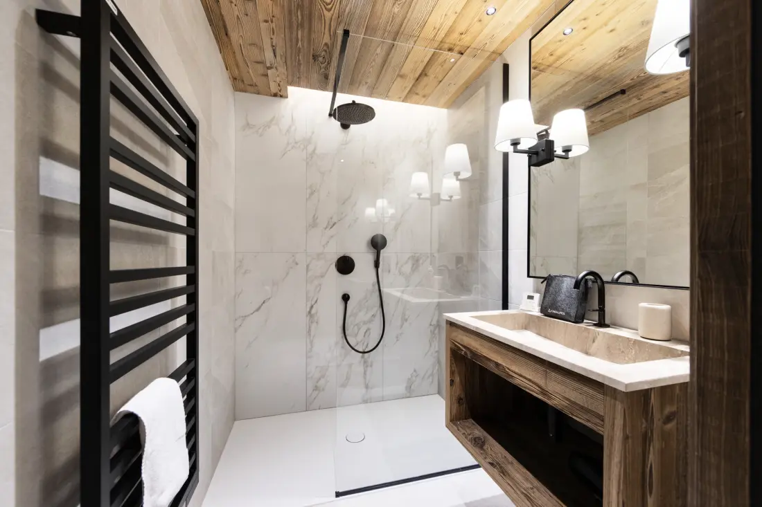 Chardon Residence