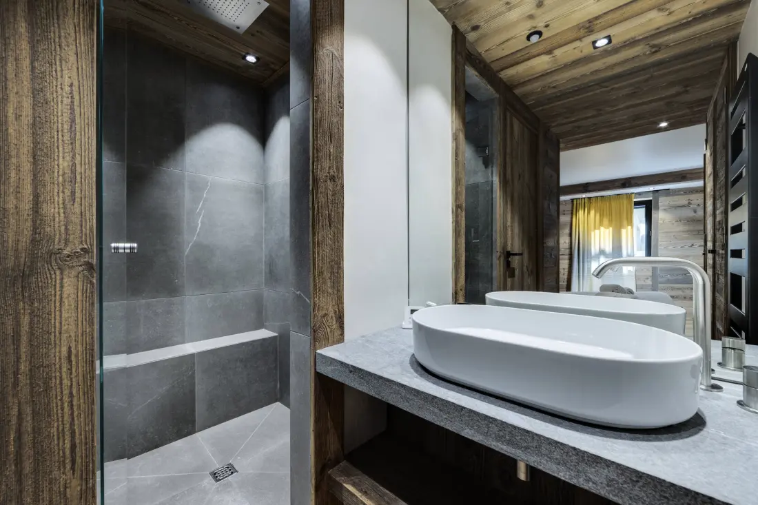 Petit Alaska Residence