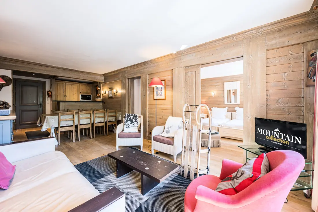 Roche De Fours Residence