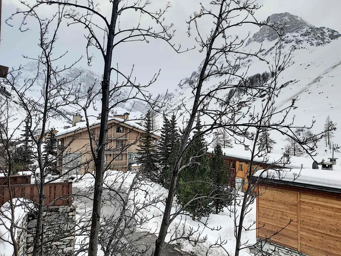 Roche De Fours Residence