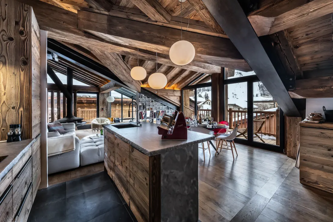 Snowybreeze Residence