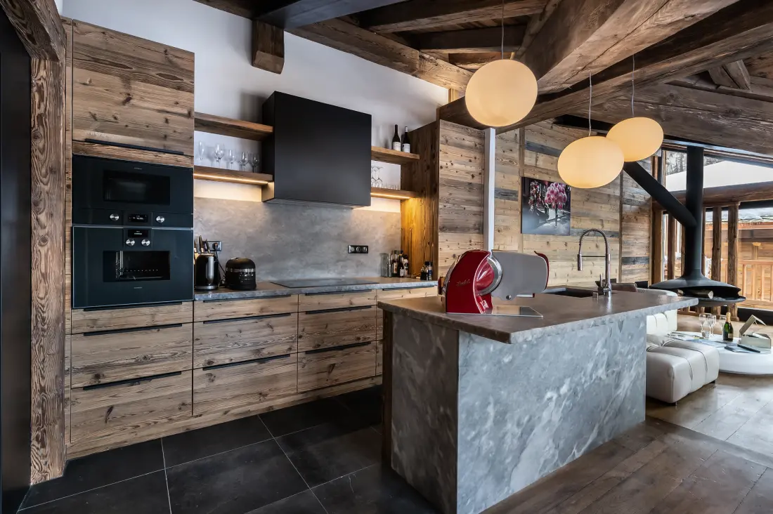 Snowybreeze Residence