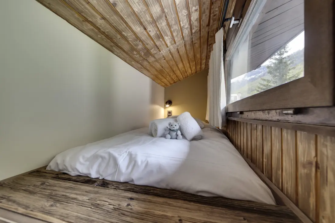 Val Rogoney Residence