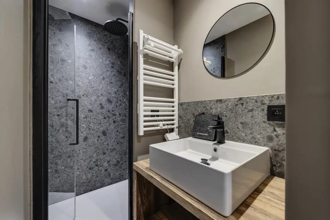 Val Rogoney Residence