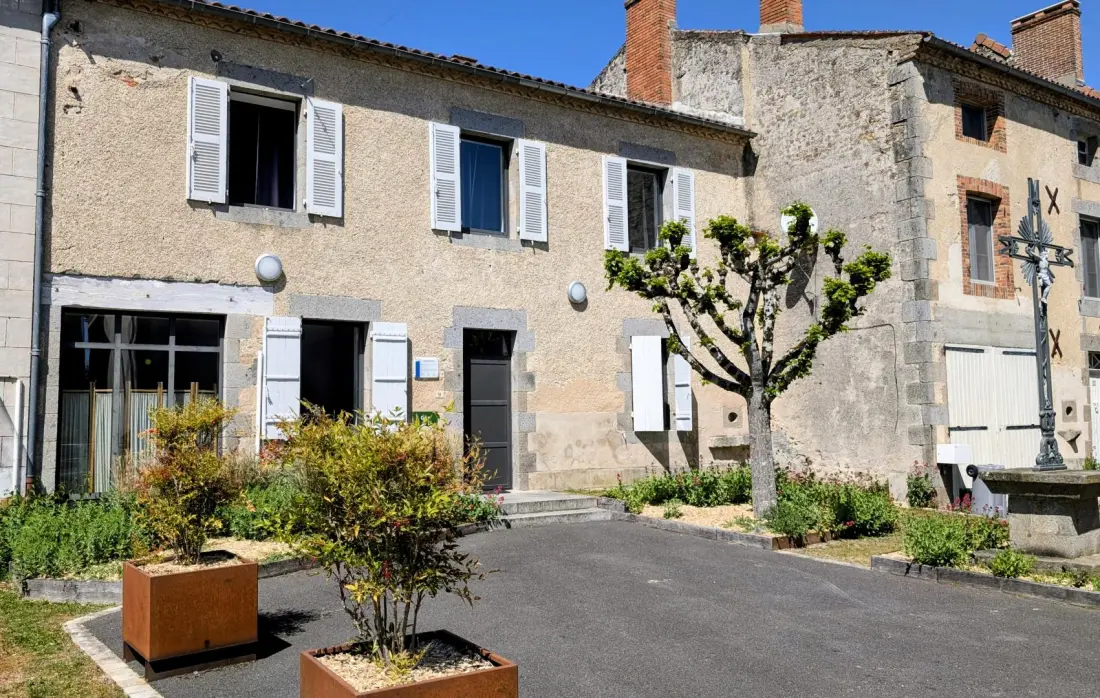 Gîte de France Le presbytère de thiat 3 épis