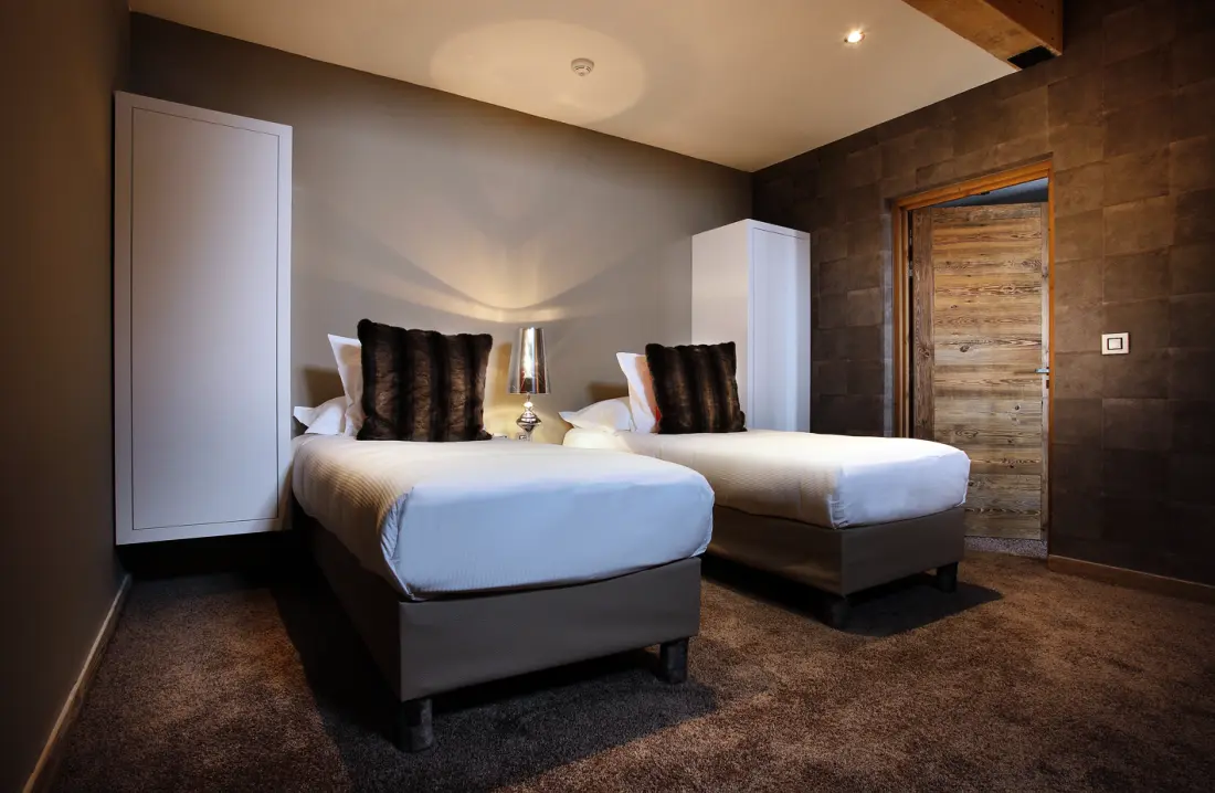 Hôtel Koh-I Nor 5 Csillagok★★★★★