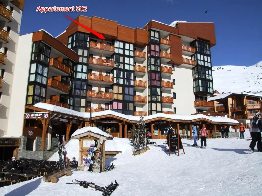Eskival Residence