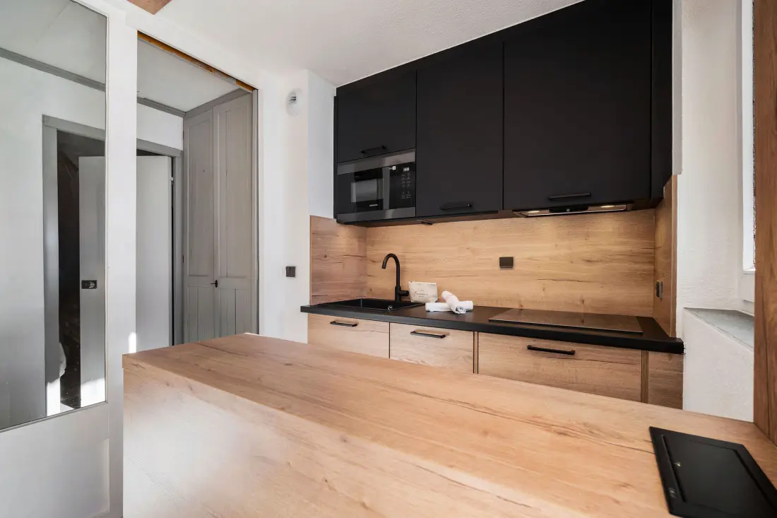 Eskival Residence