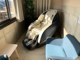 Neves Residence